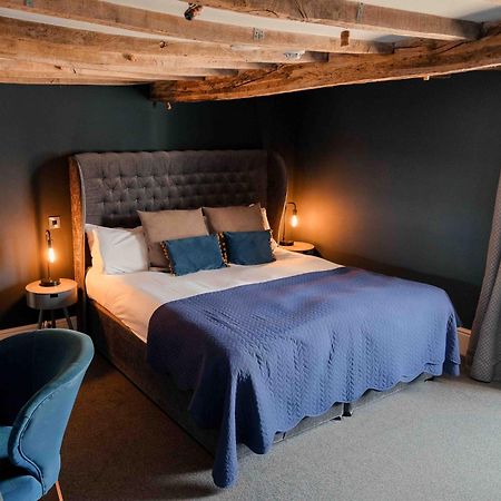 The Vicarage Hotel Holmes Chapel Buitenkant foto