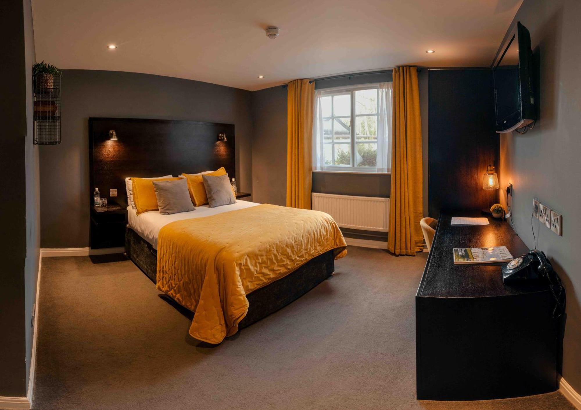 The Vicarage Hotel Holmes Chapel Buitenkant foto