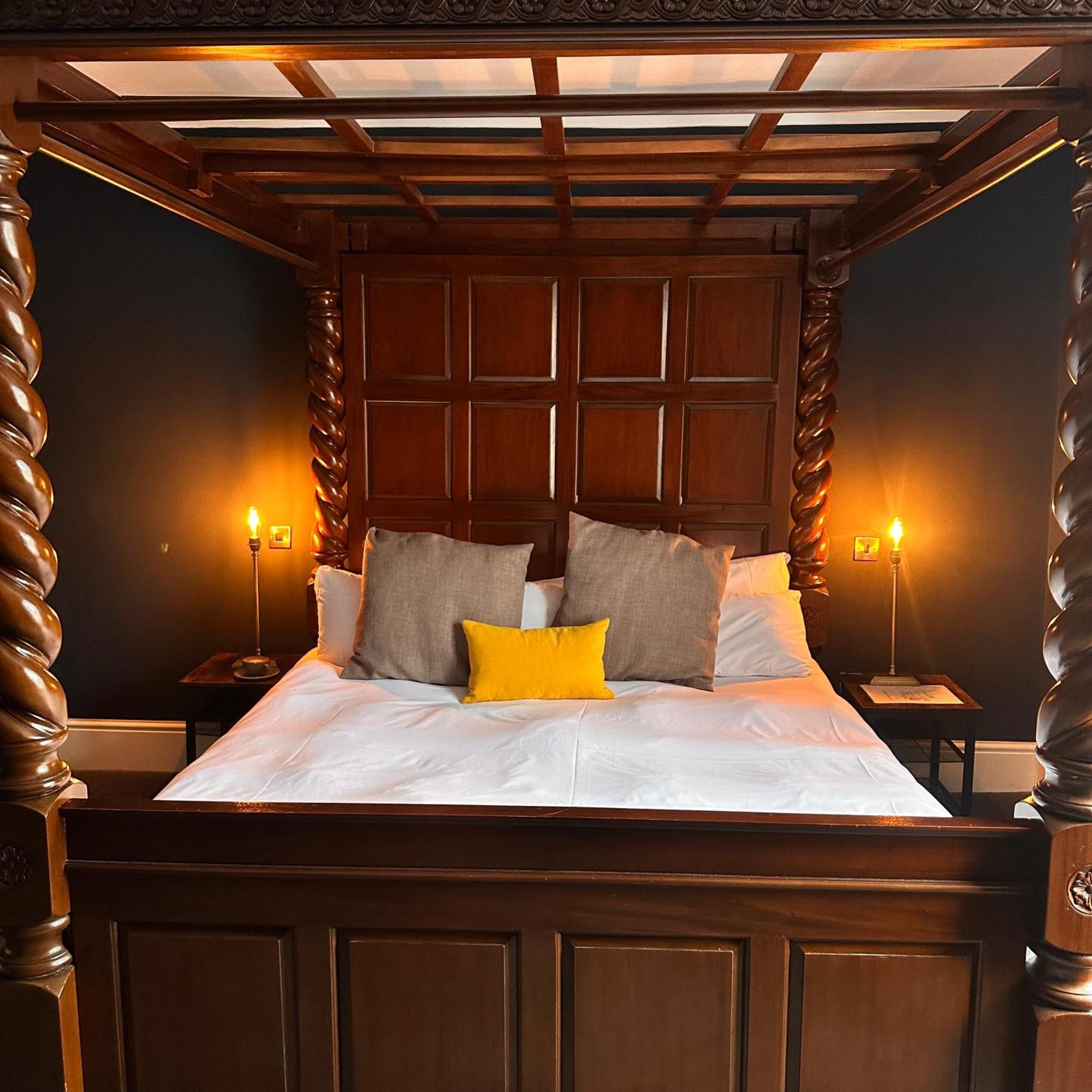 The Vicarage Hotel Holmes Chapel Buitenkant foto